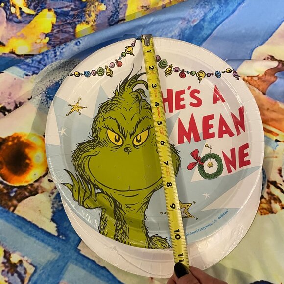 Dr. Seuss & The Grinch Paper Plates! 10.5", 2 sets of 8, NWT - Picture 3 of 7
